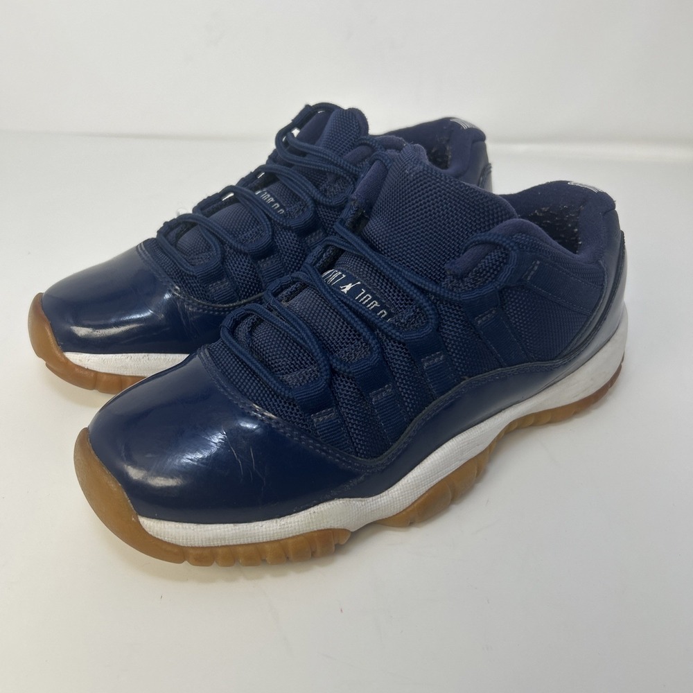 Air Jordan 11 Low Navy Gum GS Midnight Navy/White 528896-405 Kids 4Y, Womens 5.5